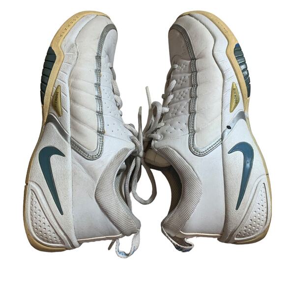 Nike Air Zoom Women’s Size 7 White Sneakers Laced y2k 90's Chunky Seinfeld - Picture 2 of 12